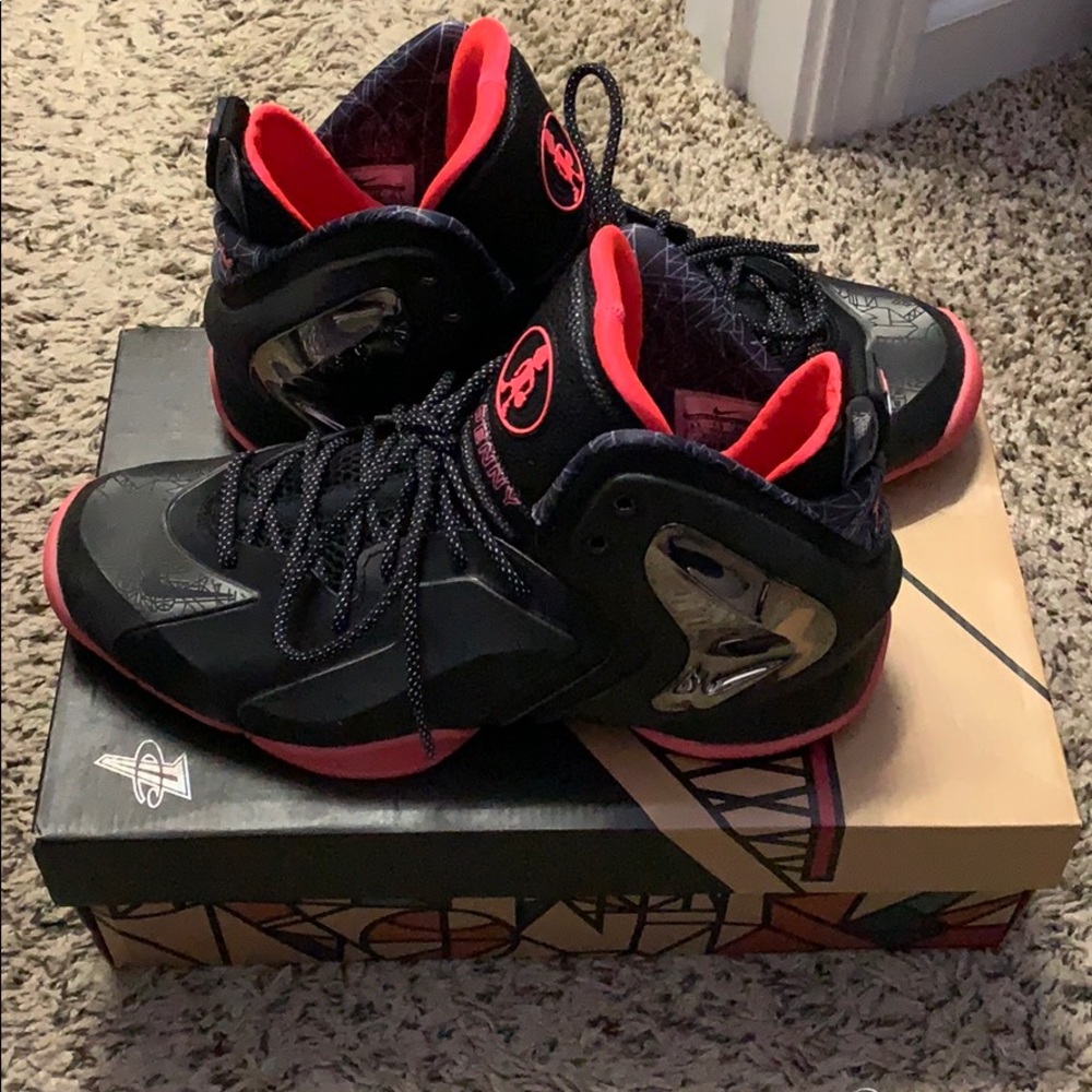 Nike Lil Penny Posite